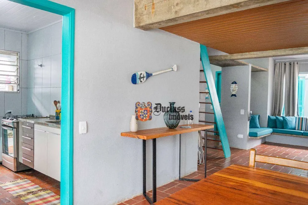 Casa, 3 quartos, 210 m² - Foto 3