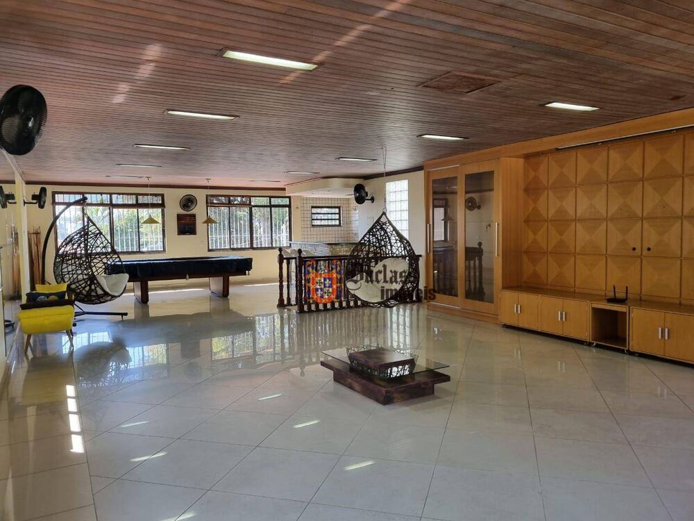 Sobrado, 3 quartos, 300 m² - Foto 1
