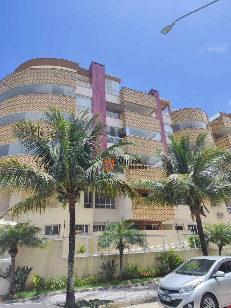 Cobertura, 3 quartos, 221 m² - Foto 1