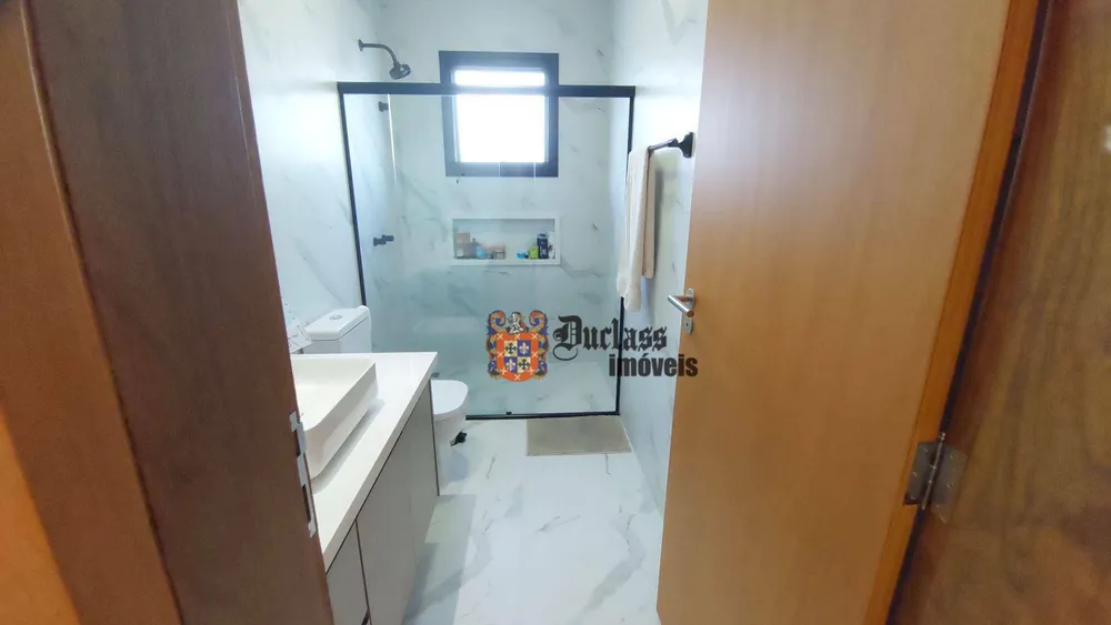 Sobrado, 4 quartos, 341 m² - Foto 1