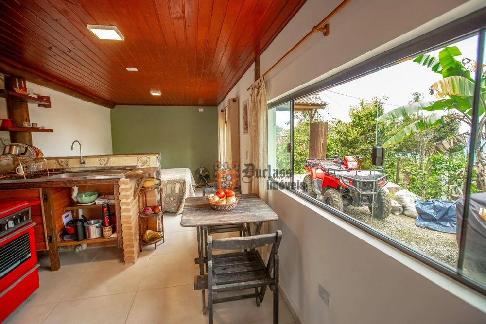 Casa, 5 quartos, 200 m² - Foto 26