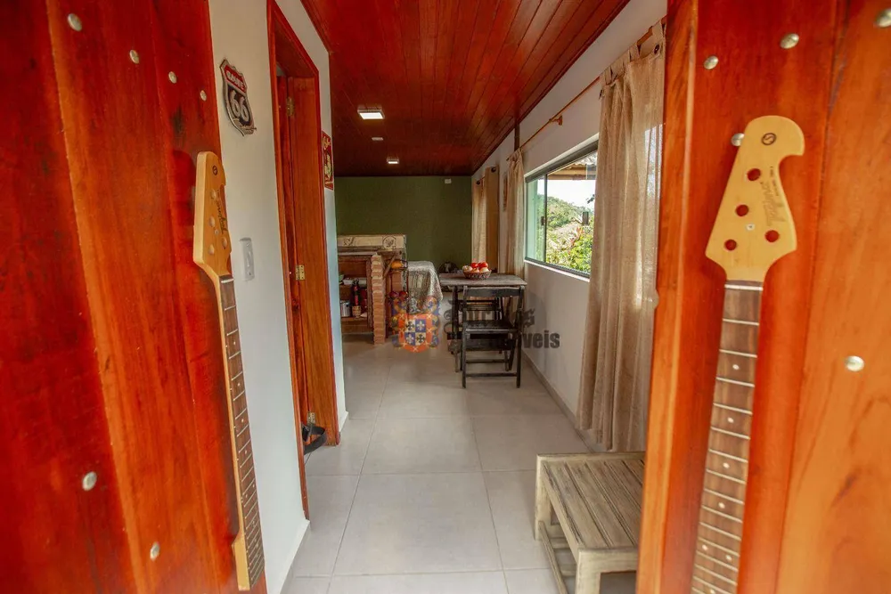 Casa, 5 quartos, 200 m² - Foto 33