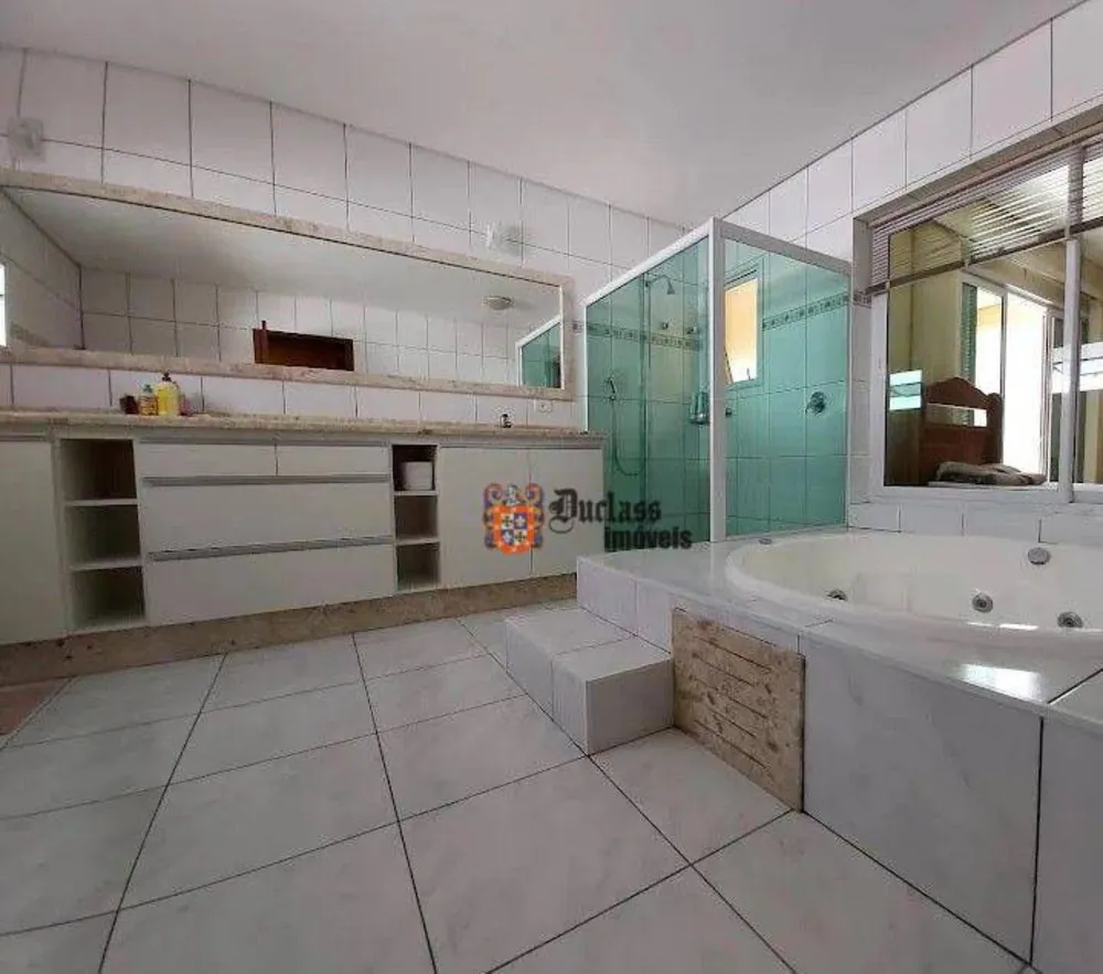 Sobrado, 4 quartos, 298 m² - Foto 1