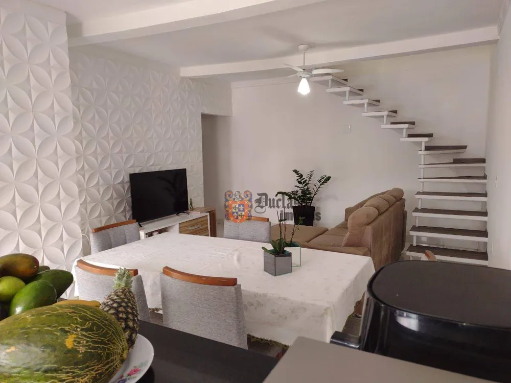 Sobrado, 3 quartos, 174 m² - Foto 3
