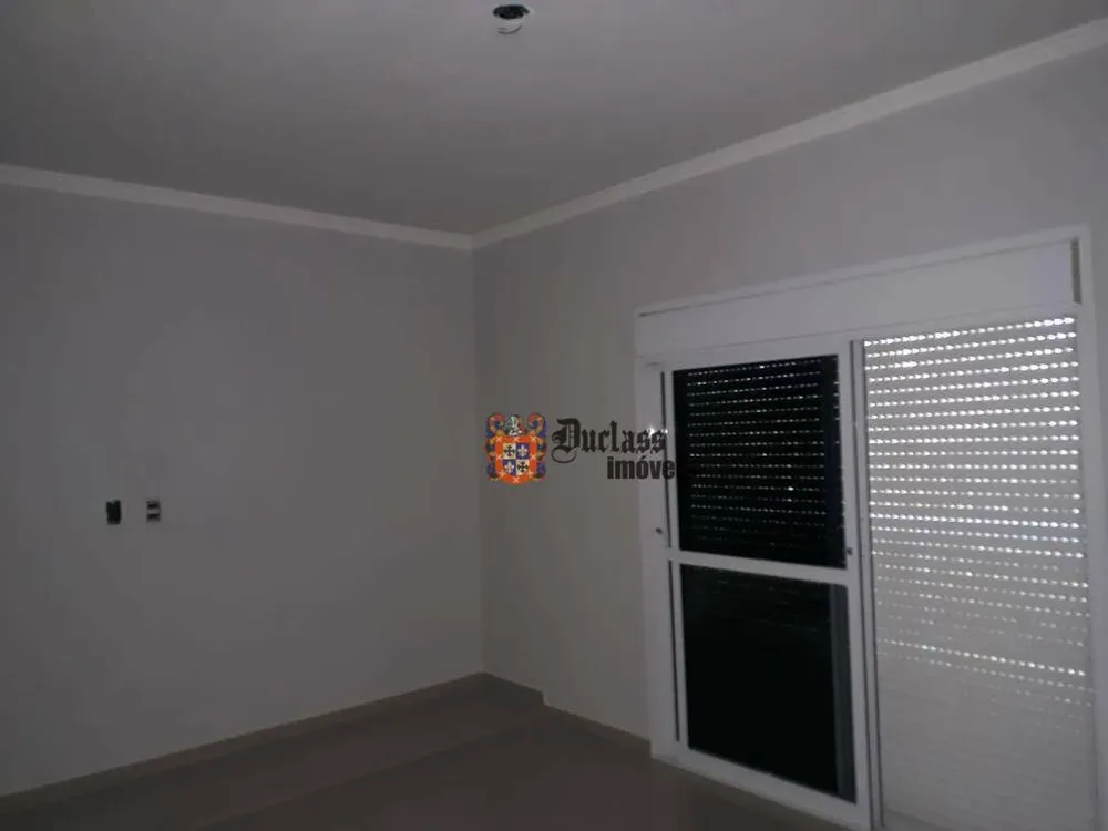 Casa, 3 quartos, 189 m² - Foto 1