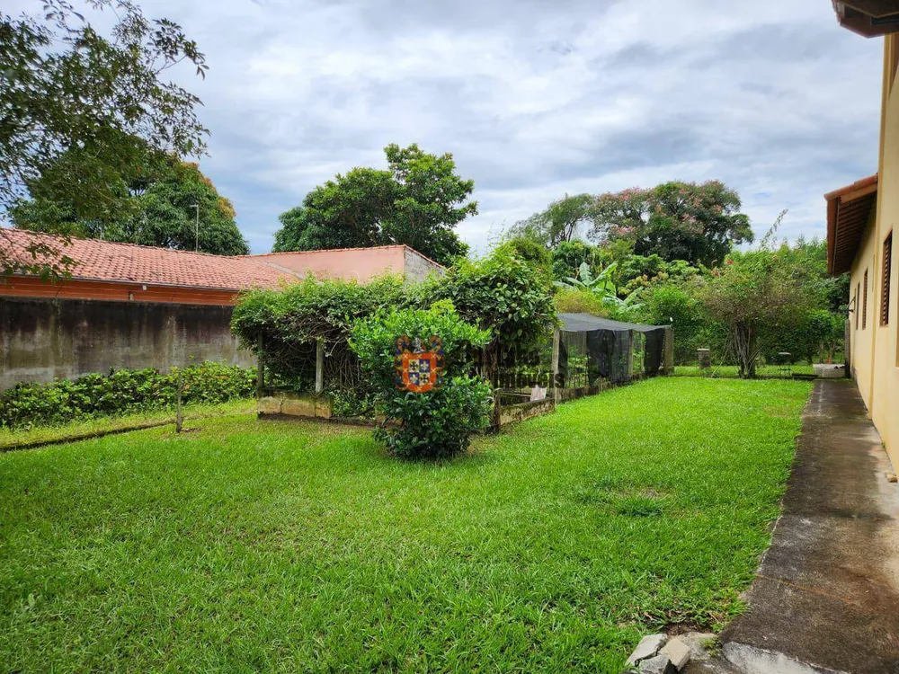 Chácara, 3 quartos, 1704 m² - Foto 3