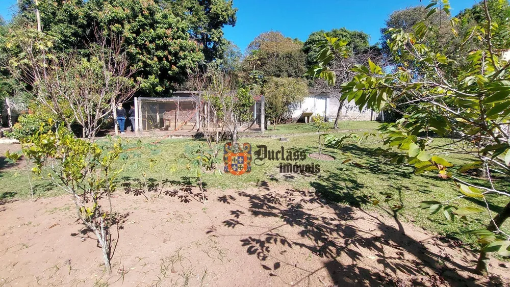 Chácara, 3 quartos, 1704 m² - Foto 8