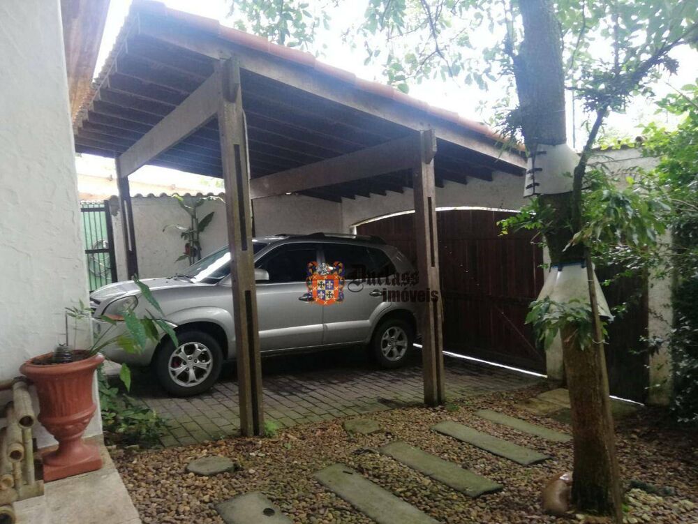 Casa à venda com 4 quartos, 160m² - Foto 4
