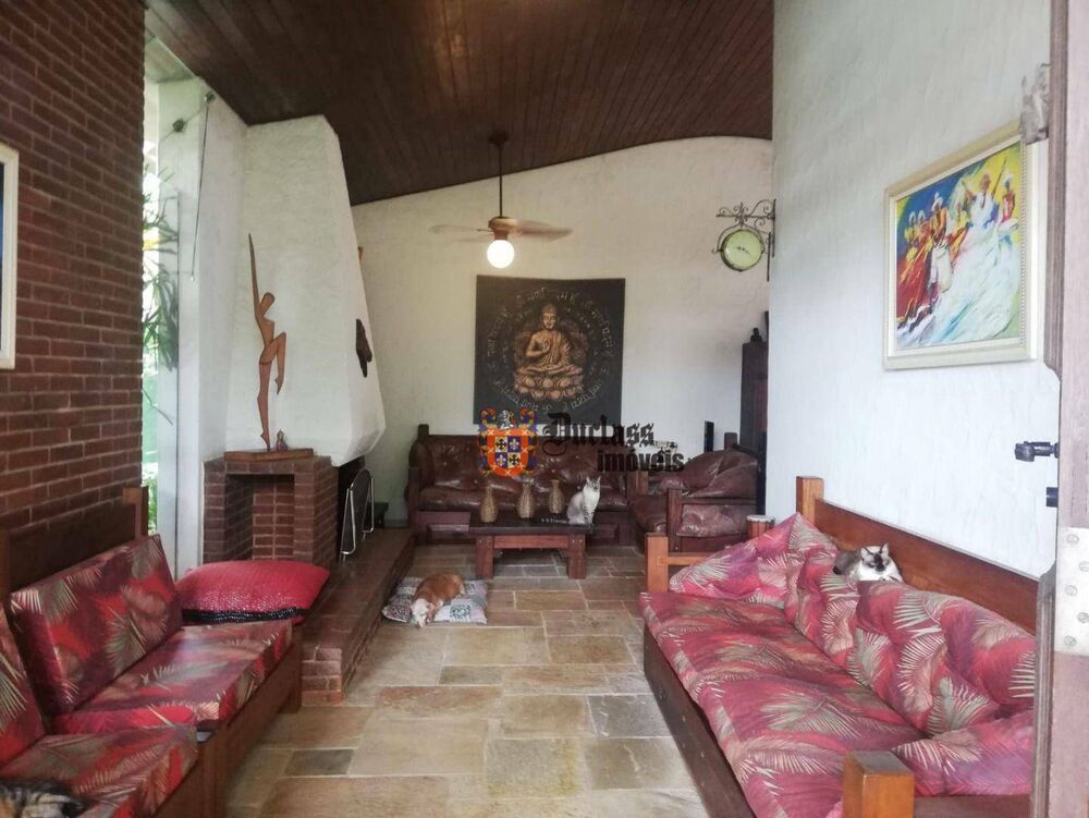 Casa à venda com 4 quartos, 160m² - Foto 2
