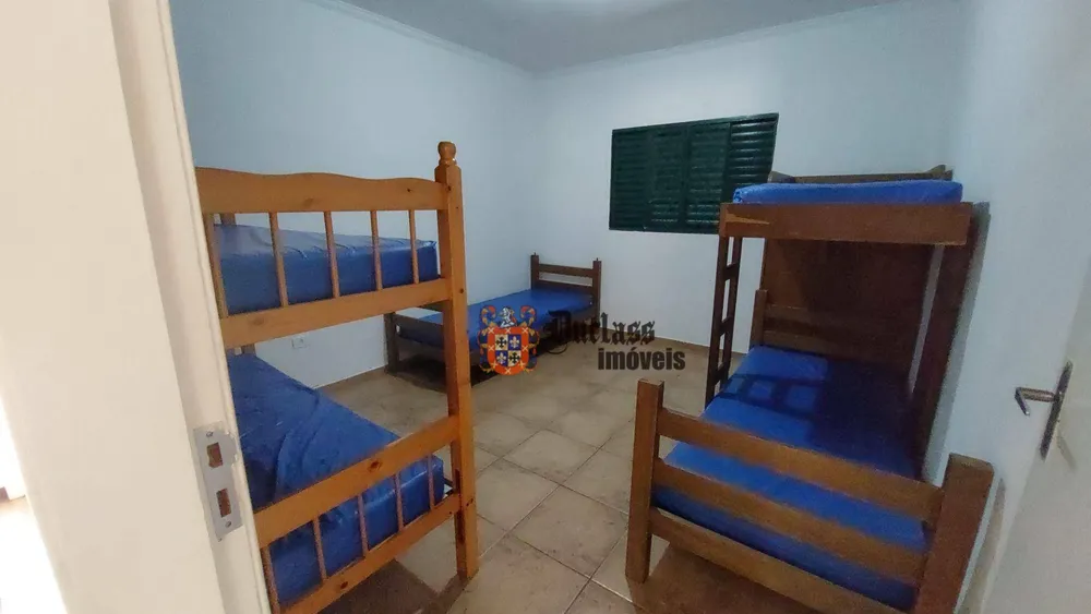 Chácara, 2 quartos, 2147 m² - Foto 1