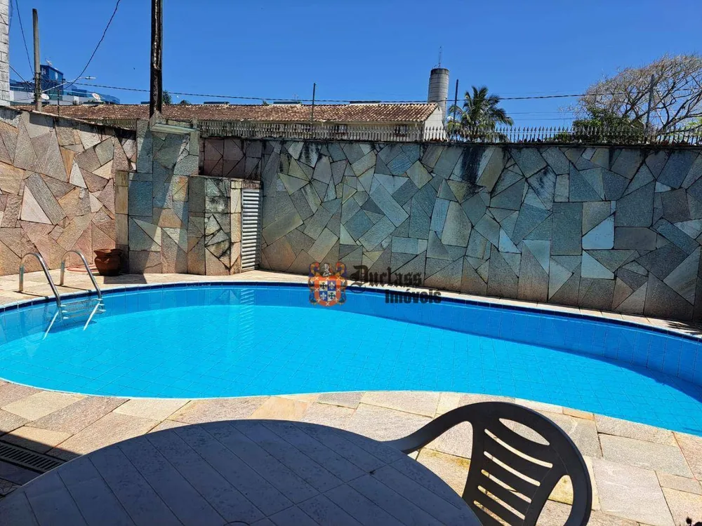 Sobrado, 5 quartos, 401 m² - Foto 1