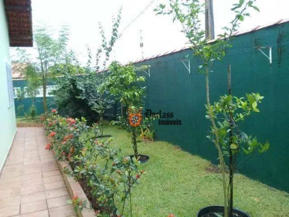 Casa à venda com 3 quartos, 125m² - Foto 1