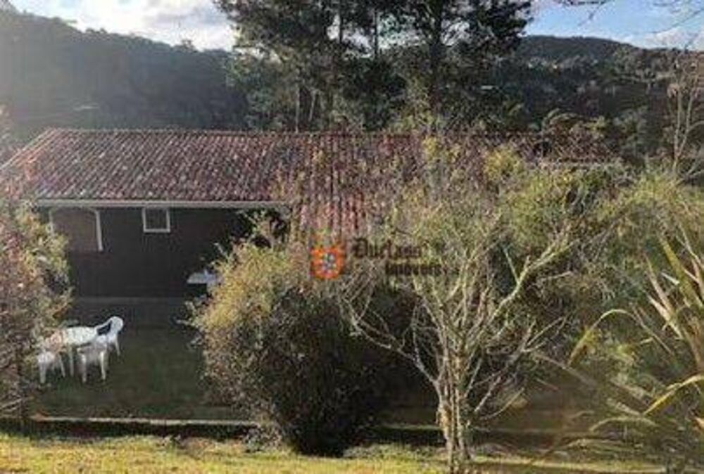 Chácara à venda com 5 quartos, 305m² - Foto 2