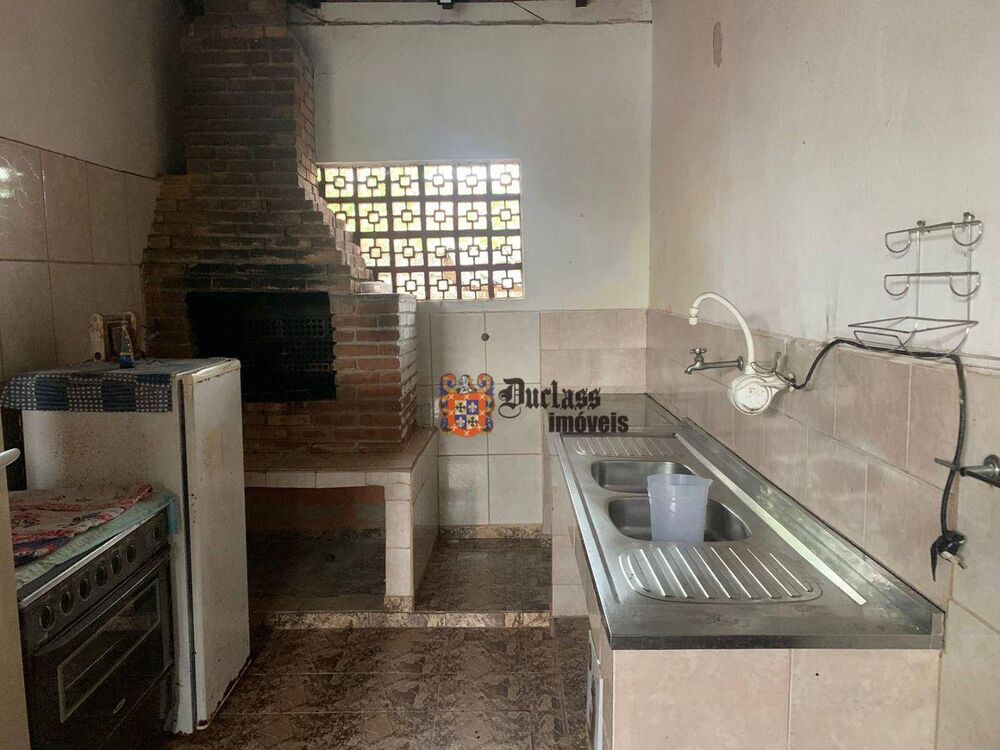 Casa, 8 quartos, 450 m² - Foto 1