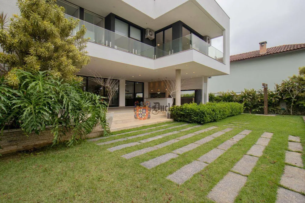 Sobrado, 4 quartos, 500 m² - Foto 1