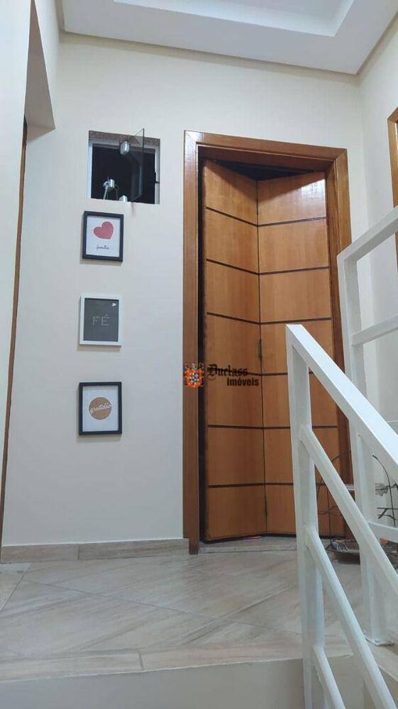 Casa à venda com 3 quartos, 150m² - Foto 12