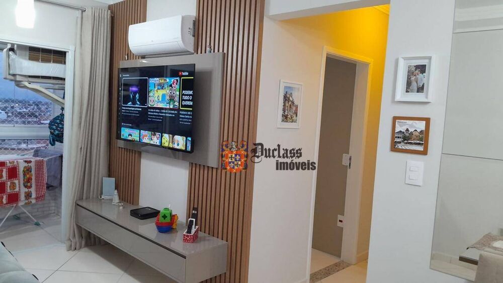 Apartamento à venda com 2 quartos, 60m² - Foto 4