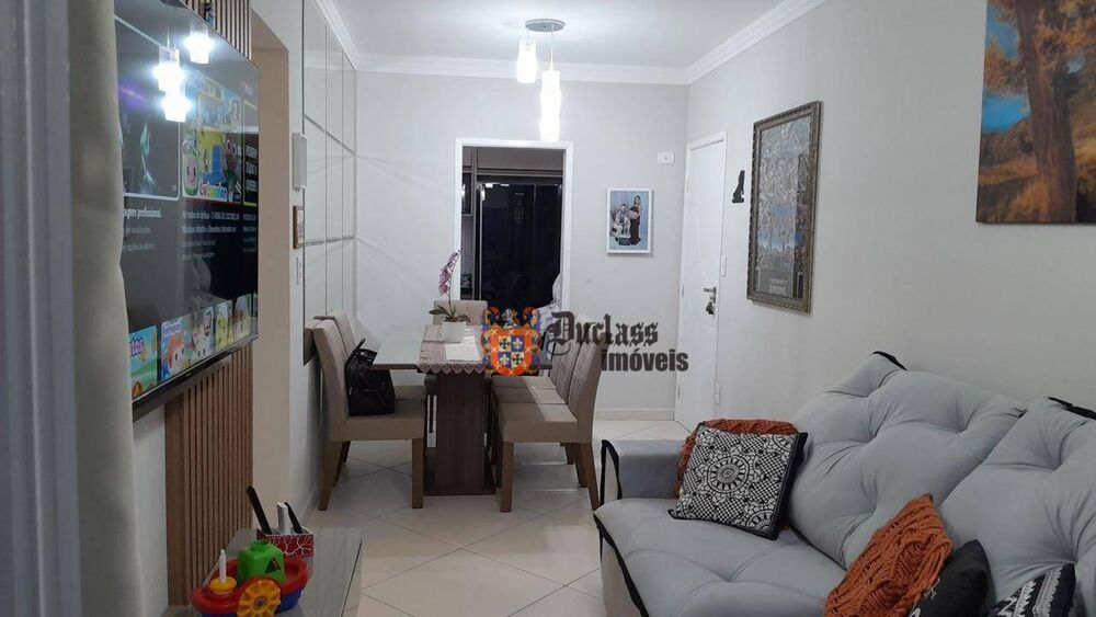 Apartamento à venda com 2 quartos, 60m² - Foto 1
