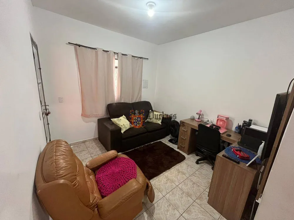 Casa, 1 quarto, 136 m² - Foto 1