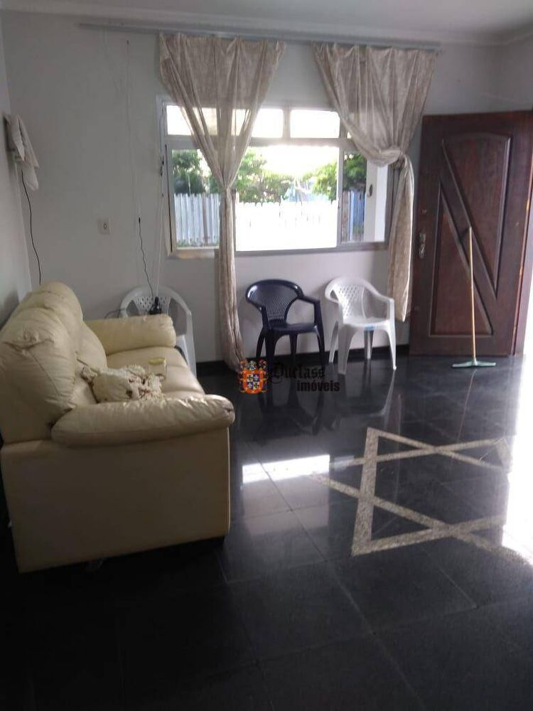 Casa, 3 quartos, 132 m² - Foto 3