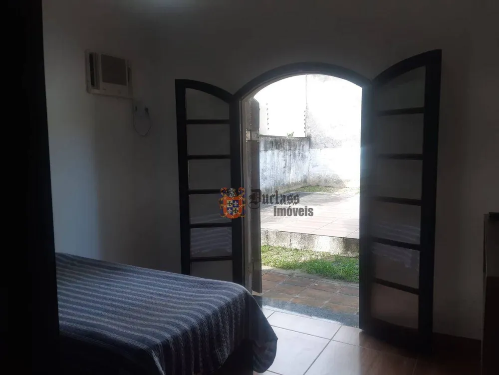 Casa, 4 quartos, 180 m² - Foto 11