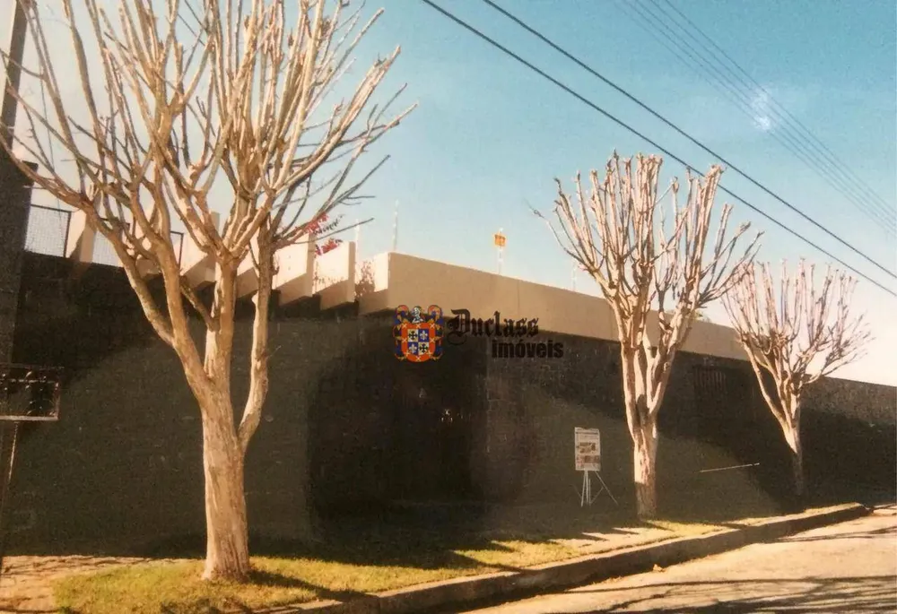 Casa, 3 quartos, 290 m² - Foto 2