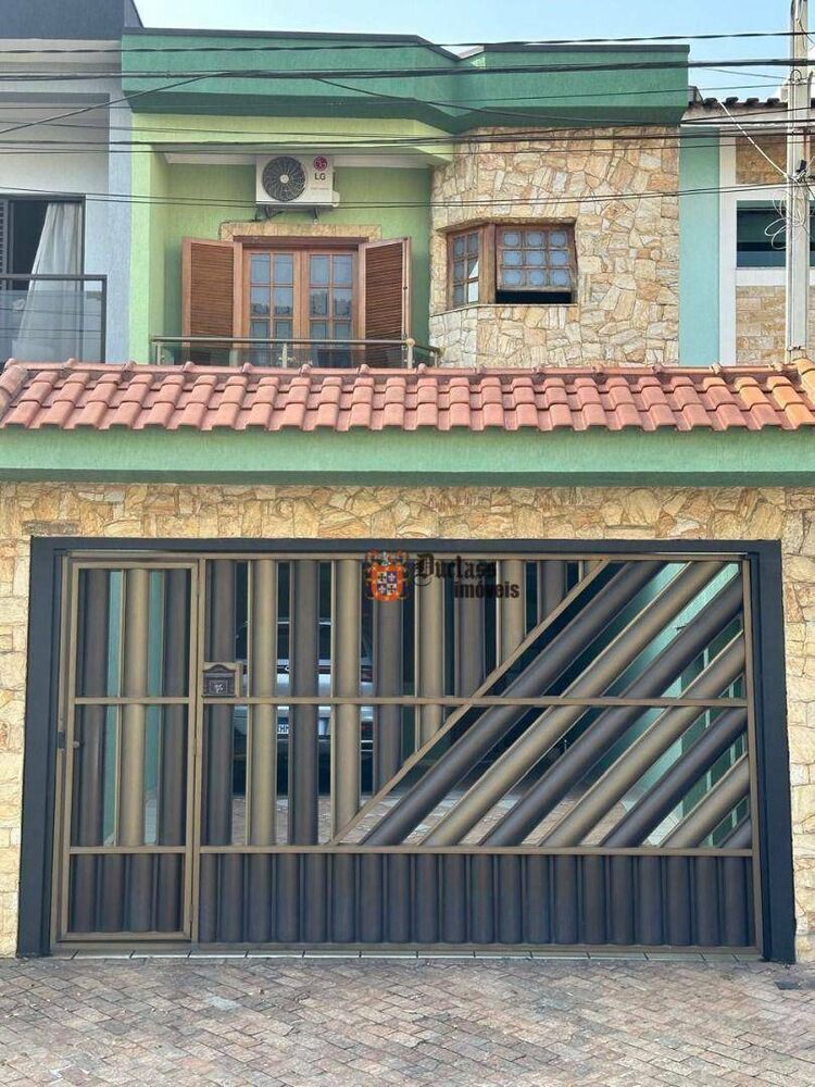 Sobrado, 3 quartos, 195 m² - Foto 1