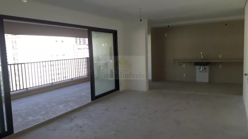 Apartamento à venda com 3 quartos, 163m² - Foto 1