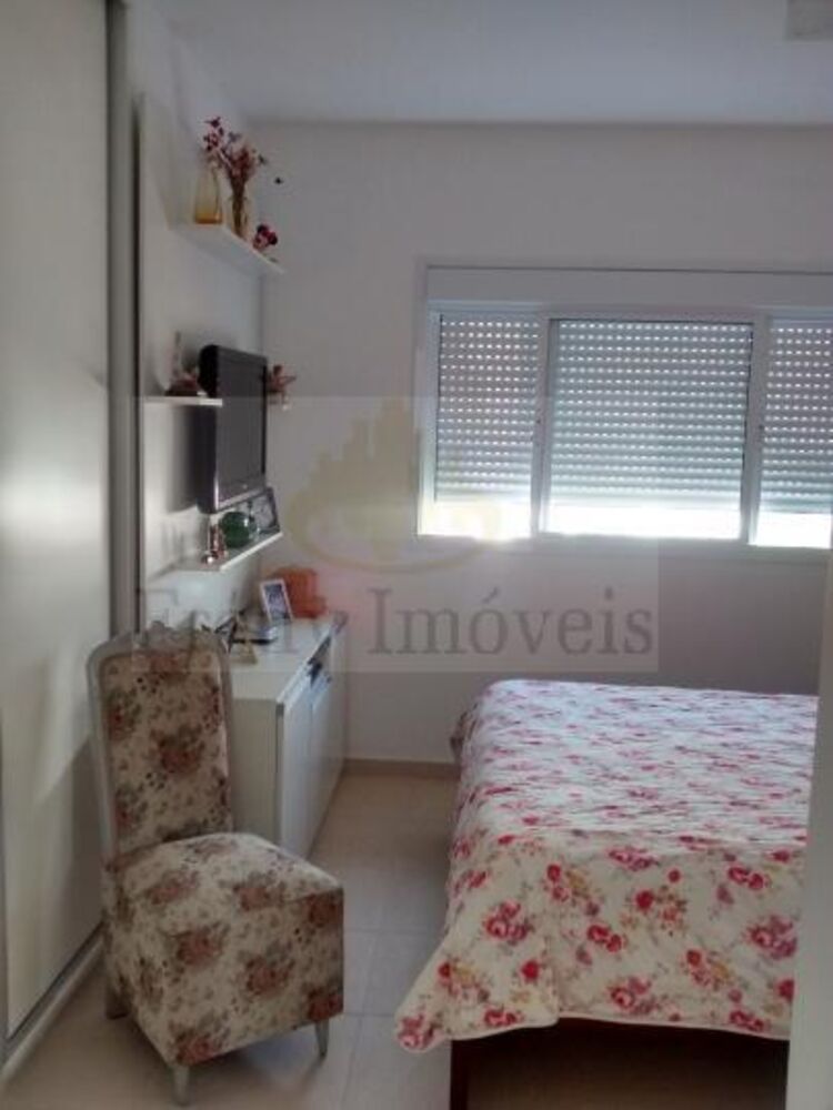 Apartamento à venda com 3 quartos, 95m² - Foto 2