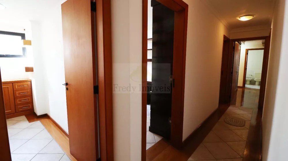 Apartamento à venda com 3 quartos, 275m² - Foto 7