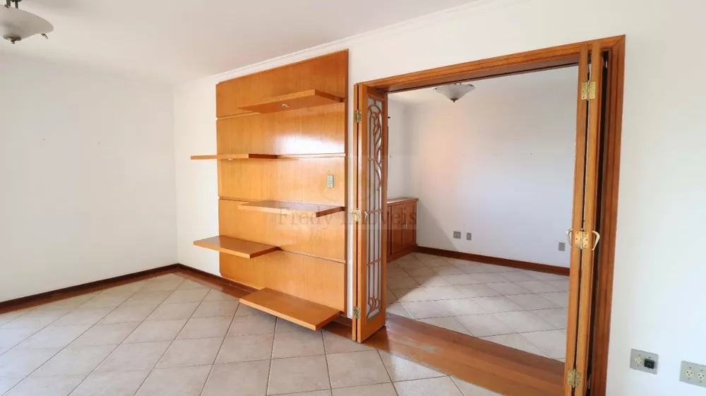 Apartamento à venda com 3 quartos, 275m² - Foto 4