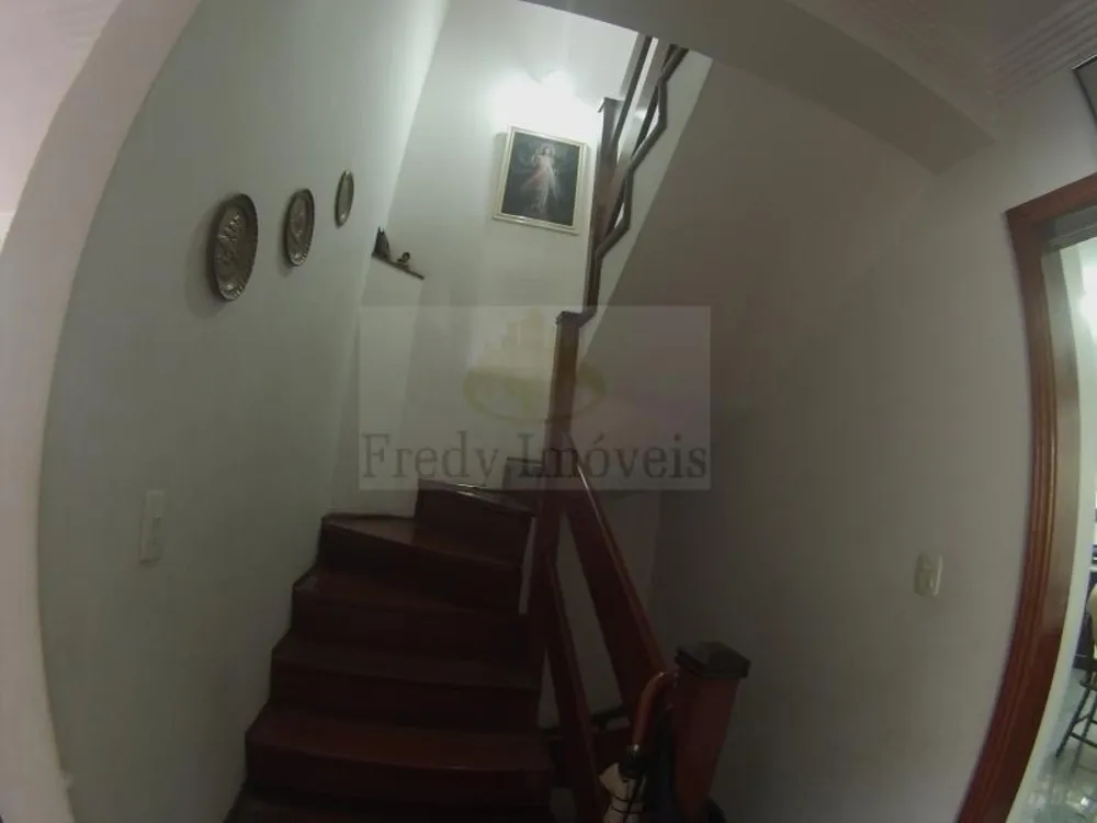 Casa, 5 quartos, 330 m² - Foto 4