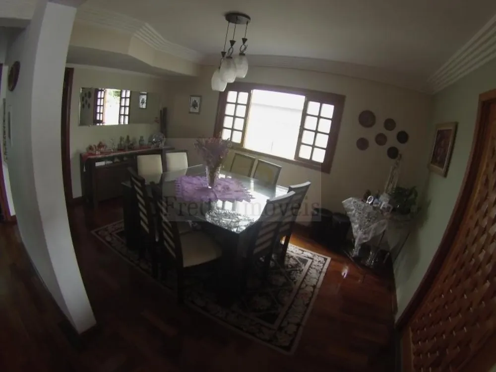 Casa, 5 quartos, 330 m² - Foto 2