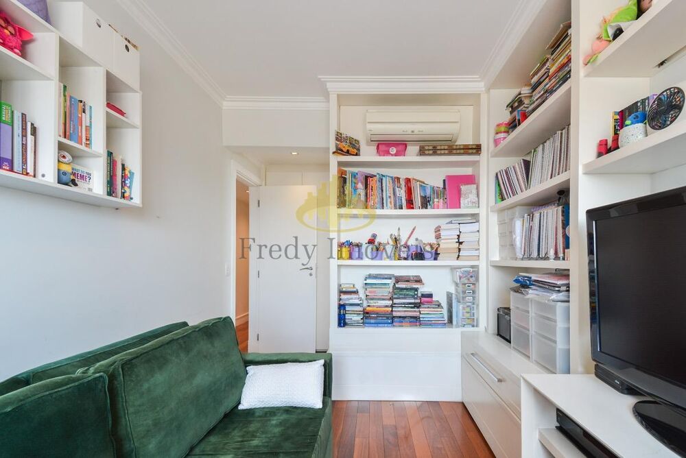 Apartamento à venda com 4 quartos, 245m² - Foto 5