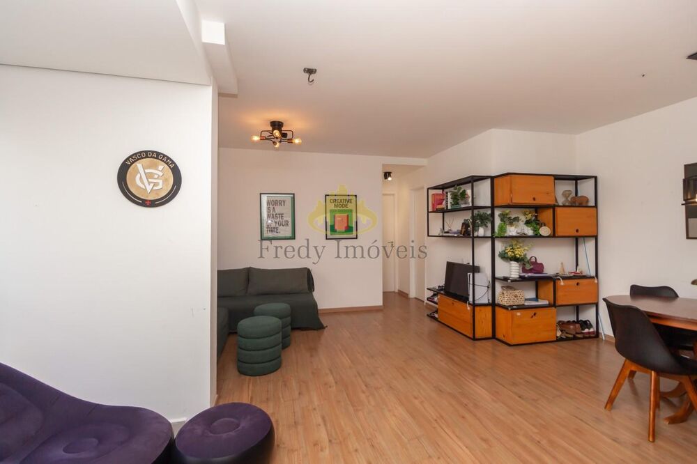 Apartamento à venda com 3 quartos, 77m² - Foto 4