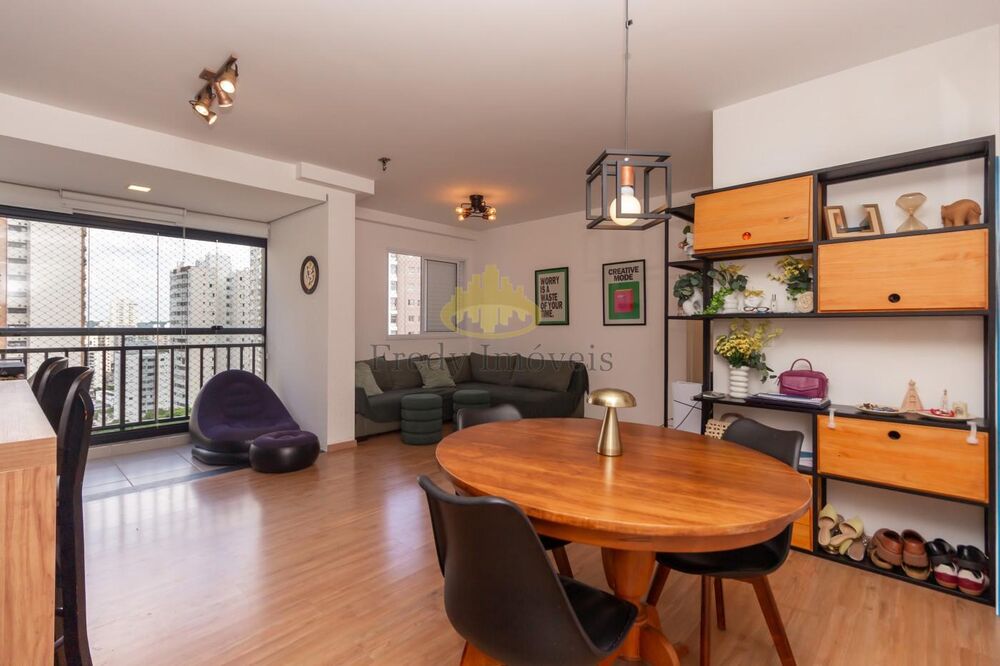 Apartamento à venda com 3 quartos, 77m² - Foto 1