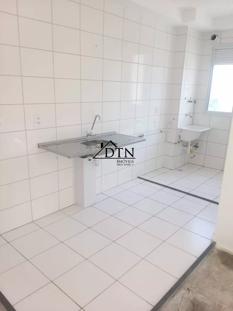 Apartamento à venda com 2 quartos, 40m² - Foto 2