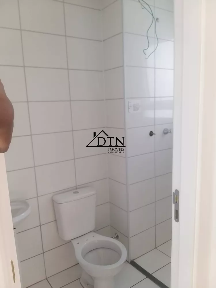 Apartamento à venda com 2 quartos, 40m² - Foto 11