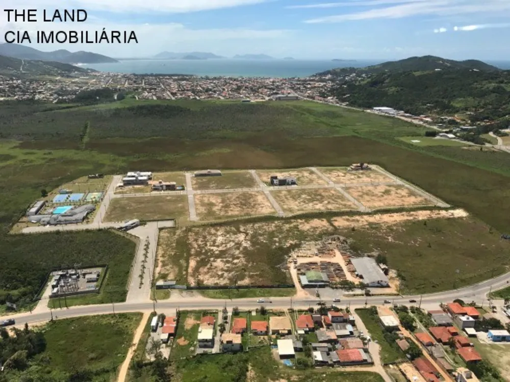 Loteamento e Condomínio, 600 m² - Foto 1