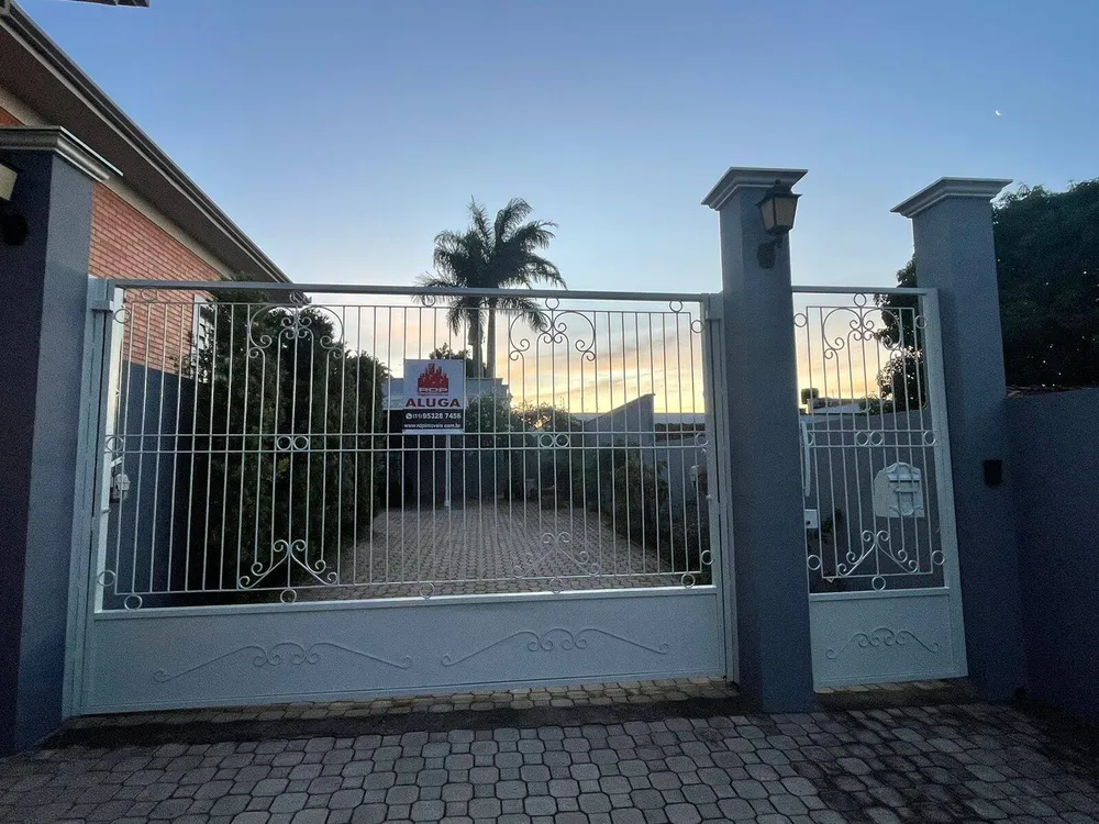 Casa, 5 quartos, 329 m² - Foto 1