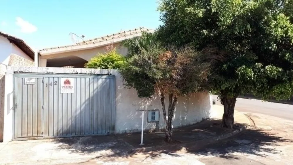 Casa, 3 quartos, 114 m² - Foto 1