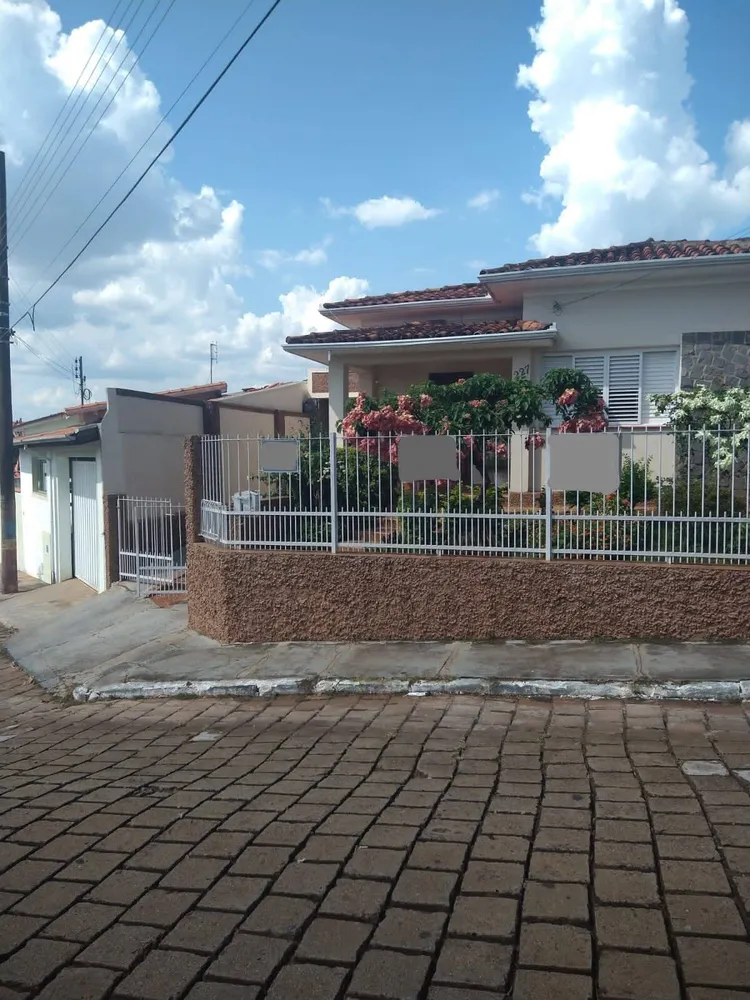 Casa, 3 quartos, 240 m² - Foto 2