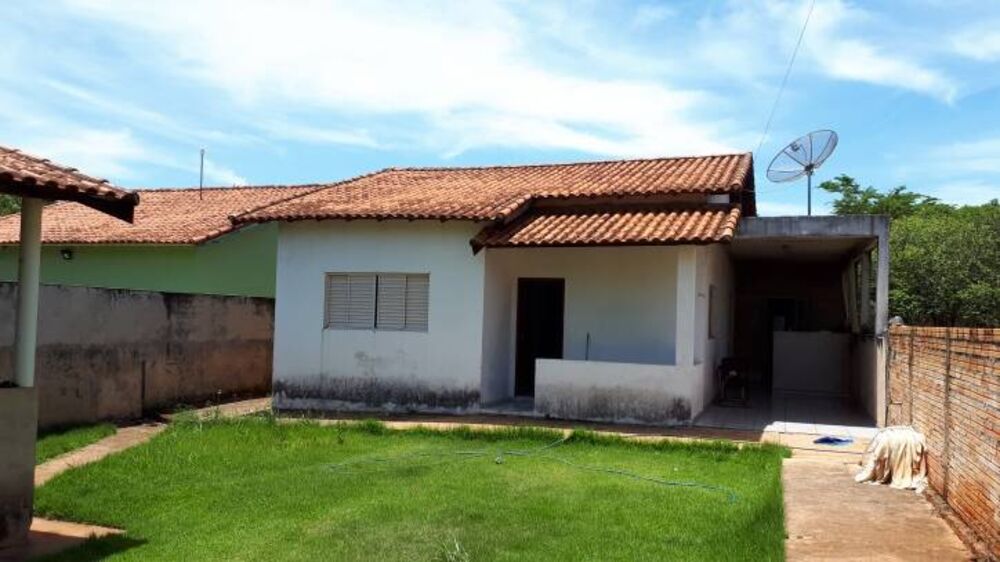 Casa à venda com 2 quartos, 199m² - Foto 2
