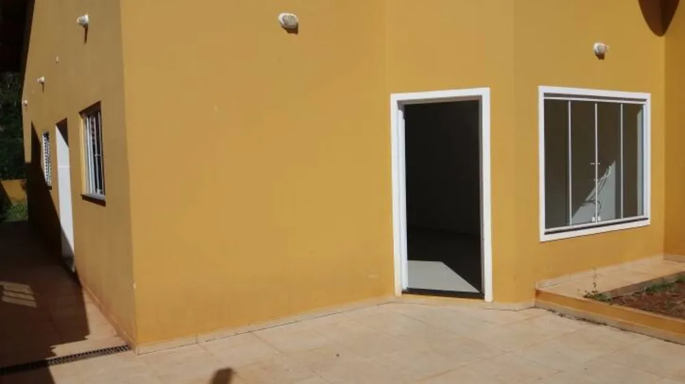 Casa, 3 quartos, 81 m² - Foto 2