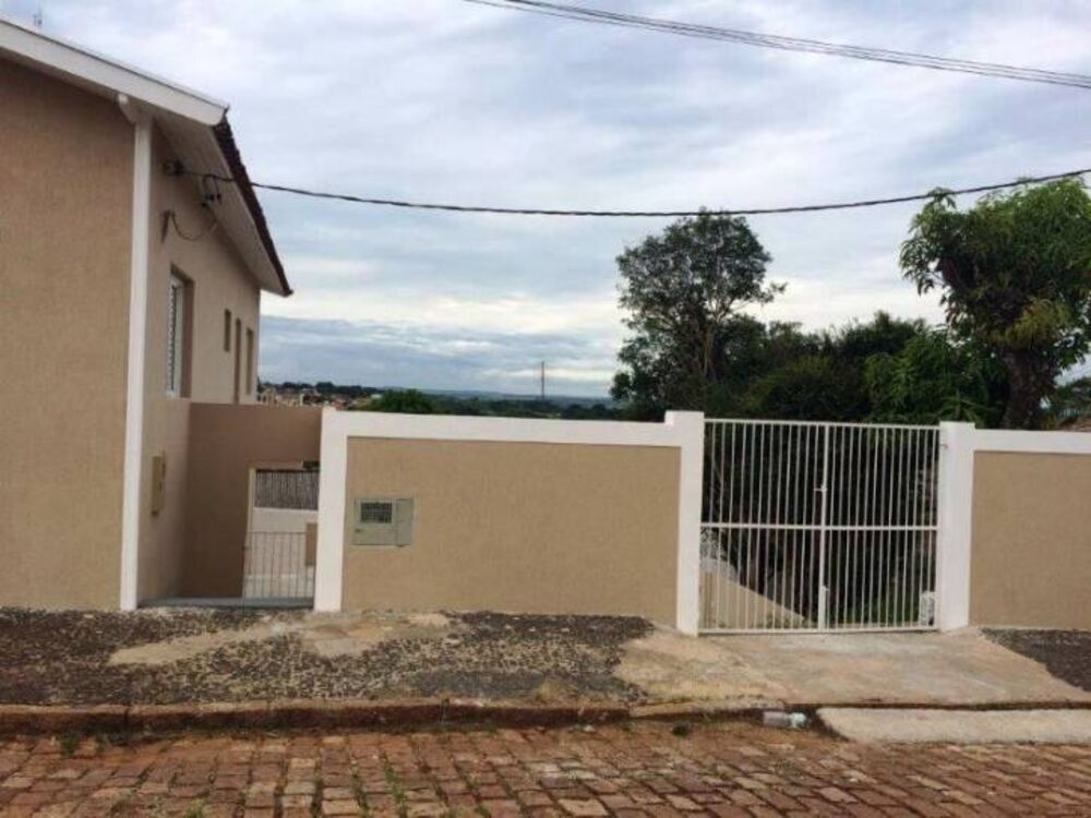 Casa à venda com 2 quartos, 240m² - Foto 5