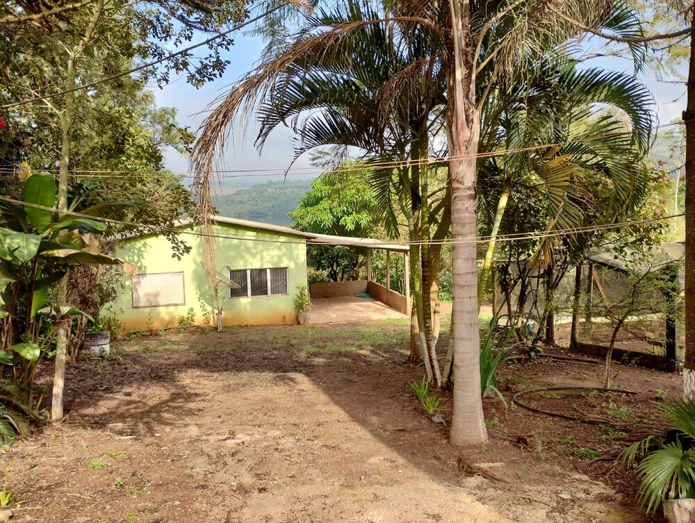 Casa à venda com 2 quartos, 1000m² - Foto 2