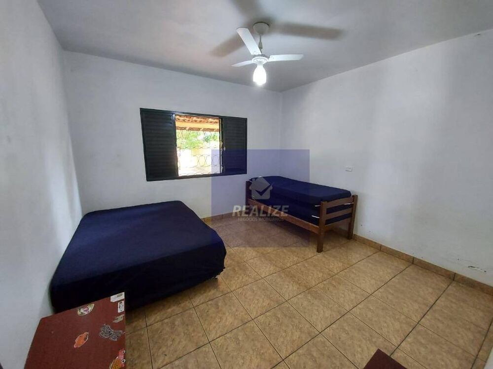 Chácara à venda e aluguel com 3 quartos, 200m² - Foto 2