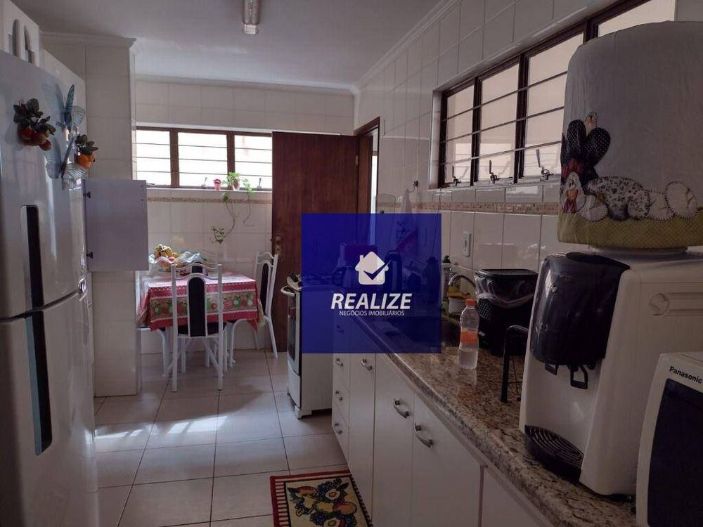 Casa, 3 quartos, 258 m² - Foto 17