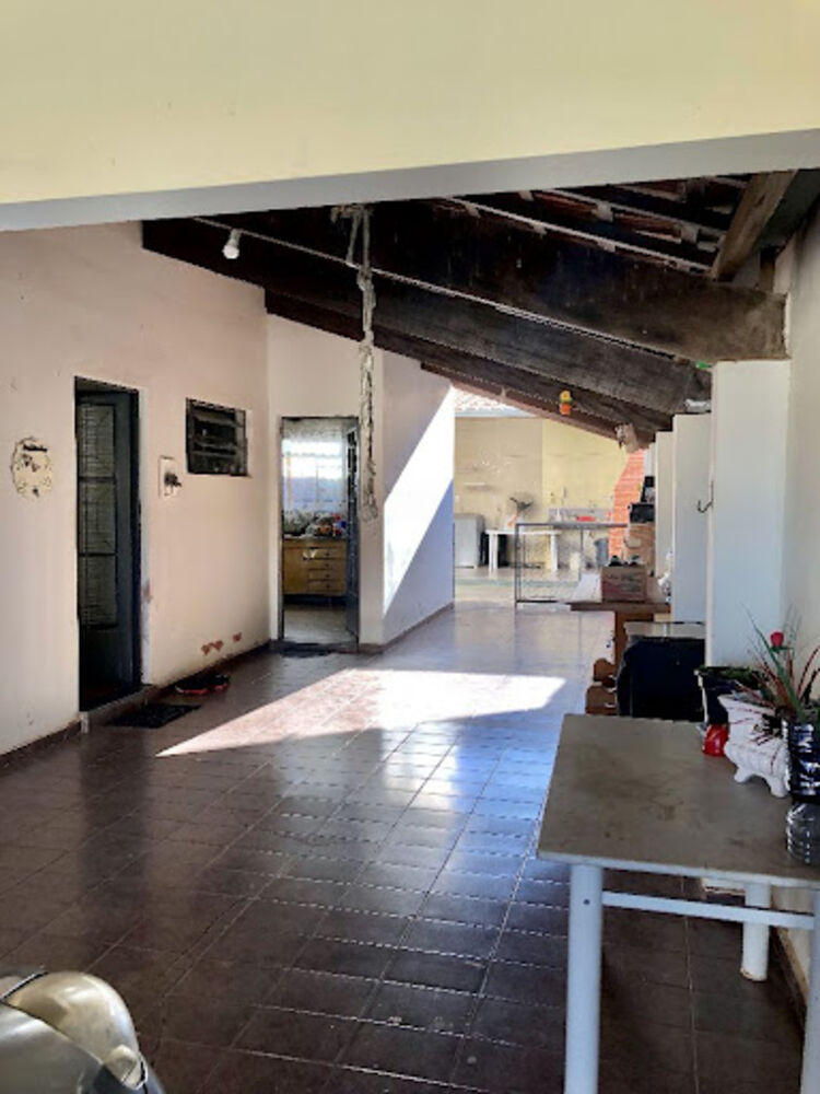 Casa, 2 quartos, 200 m² - Foto 2