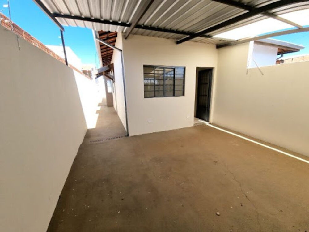 Casa à venda com 2 quartos, 60m² - Foto 6